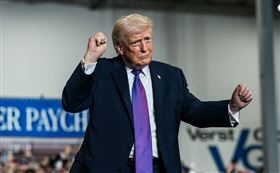 川普表示，將有「許多國家」派遣軍艦與美國合作，確保荷姆茲海峽保持開放。（翻攝The White House Flickr）