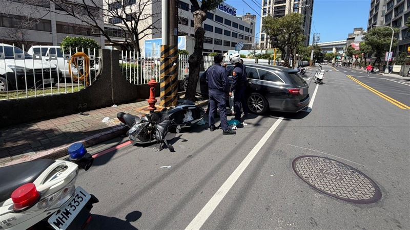 警方獲報到場。（圖／翻攝畫面）