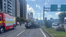 車禍事故現場情形。（圖／翻攝畫面）