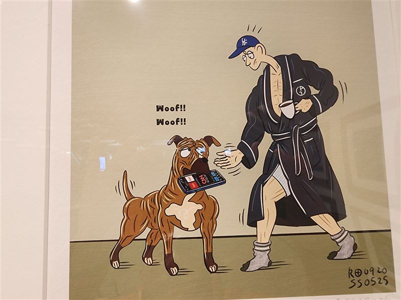 香港插畫家愛上台灣!「畫你不對勁的似顏畫」藝術展接地氣把國民零食「乖乖」畫入作品,網友驚呼太有梗。(圖/記者鍾志鵬攝影)