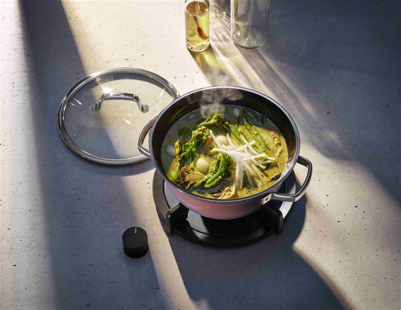 即日起至5月31日止，於恆隆行官方指定通路購買WMF商品滿3,800元，有機會獲得《暖廚家味2025線上課程》。（圖／品牌業者提供）