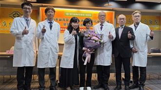 長庚醫院今日舉辦「終結8年鼻胃管人生　長庚數位閉孔器助重生」記者會。（圖／長庚醫院提供）