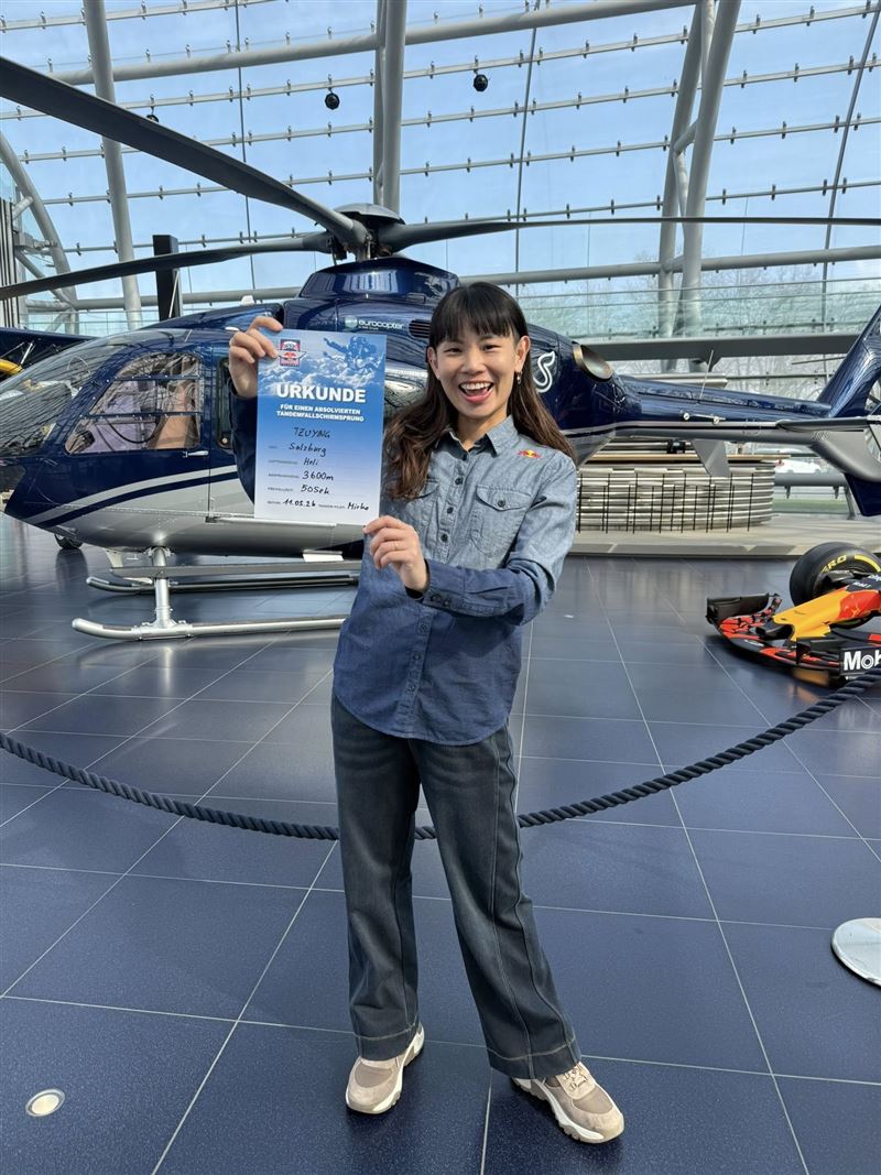 戴資穎造訪位於奧地利薩爾斯堡的Red Bull Hangar-7。（圖／翻攝自戴資穎臉書）