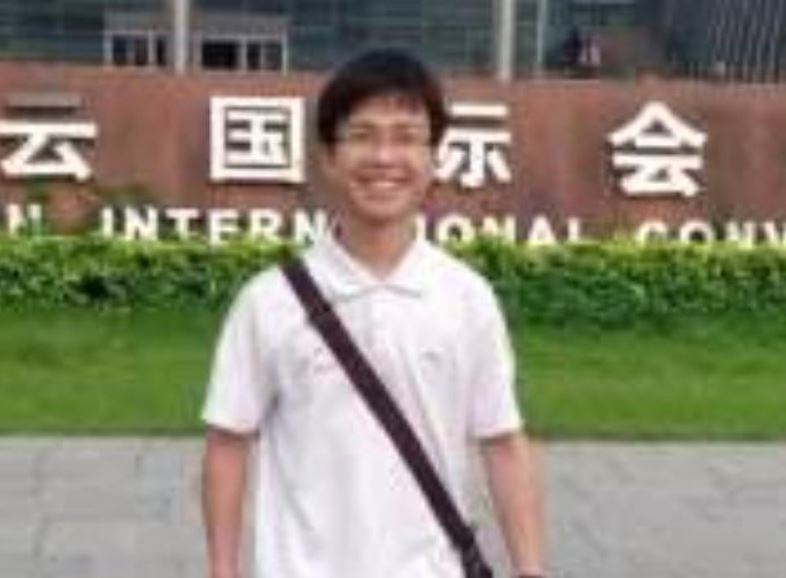 劉大蔚自小就對槍械有著近乎癡迷的熱愛，沒想到「英雄夢」變成「噩夢」。（圖／翻攝自百度百科）