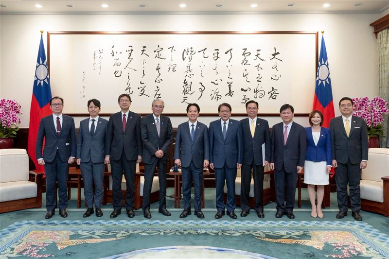 賴清德總統今（16）日接見日本「日華議員懇談會」會長古屋圭司眾議員一行。（圖／總統府提供）