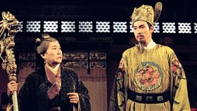 佘詩曼、陳豪《帝女花》。（圖／年代提供）