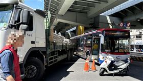 車禍事故現場。（圖／翻攝畫面）