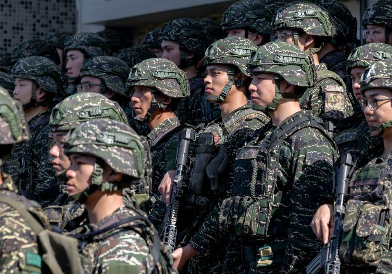 男性人口規模的萎縮，首要衝擊的是現行國防徵兵基數的穩定性。資料照。（圖／遠見雜誌提供）