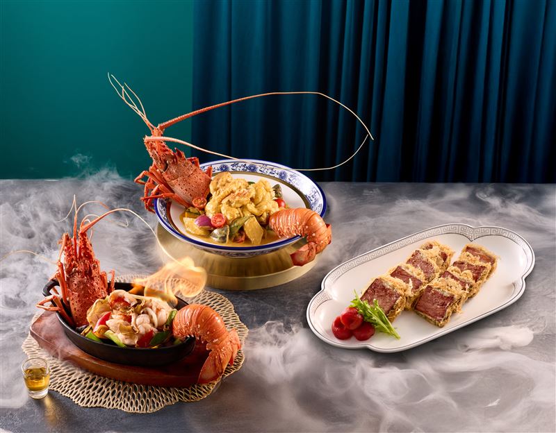 莆田星級海陸雙饗宴，澎派開跑，主打金磚酥皮牛排、南洋咖哩龍蝦及橙酒火焰龍蝦，吃盡海陸奢華滋味。（圖／品牌業者提供）