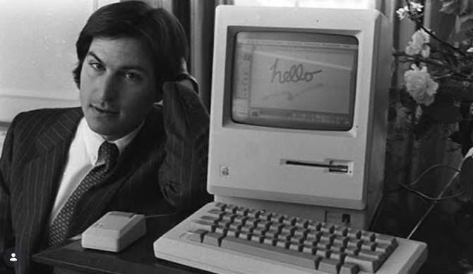 庫克5分鐘被賈伯斯說服，決定跳槽加入蘋果！賈伯斯神祕能力曝光，「現實扭曲力場」改變蘋果命運。（圖／翻攝自IG @stevejobsok）