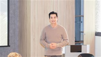 伊正竟是台大高材生　自曝「曾想當醫生」