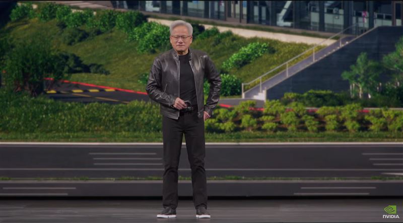 NVIDIA執行長黃仁勳於GTC 2026致謝24位全明星領袖，點名台裔巨頭林君叡等華人三本柱。他以五層蛋糕比喻AI架構，強調這群專家正卡位各層要塞，在CUDA問世20週年之際，聯手驅動全球100兆美元產值轉型。（圖／翻攝自Nvidia網站）