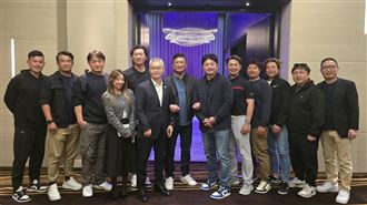 慰勞台灣隊經典賽表現　辜仲諒發千萬獎金