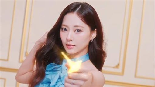 子瑜台灣首個代言出爐　媽媽「霸氣掃貨」