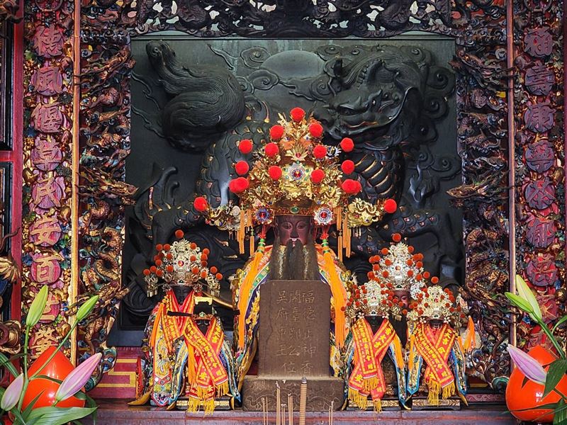 頭牙來了！農曆２月初２土地公生日，雨揚老師曝光「猴、豬、虎」3生肖運勢前三名。喊快做這３件事財運翻倍，錯過等一年。圖為阿里山隙頂福德廟土地公。（圖／記者鍾志鵬攝影）