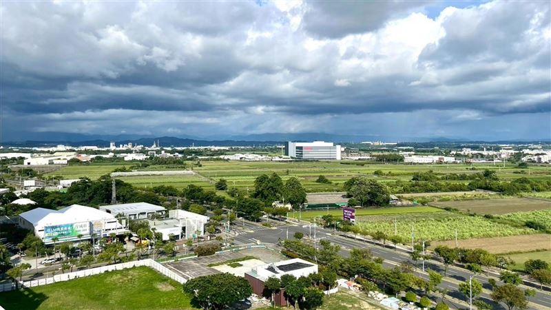 根據政大永慶房價指數，四大科學園區中古屋房價，竹科、台南緩跌，高雄、台中則已經止跌回升。（圖／永慶房屋提供）