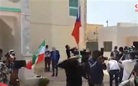 非洲友邦索馬利蘭（Somaliland）近日透過社群平台發布我國駐當地代表處升旗與演唱國旗歌之影像。（圖／翻攝自X平台 @HornDiplomat）