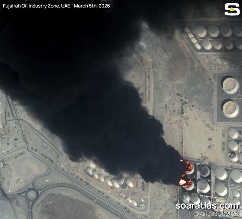 作為世界第二大、中東最大的煉油運轉中心，阿聯東岸的富查伊哈於3月5日首度遇襲。（圖／翻攝自X平台 @shanaka86）