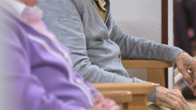 失智症可預防？國衛院研究：攜帶APOE &epsilon;4基因長者認知退化加速。（圖／醫健新聞網提供）