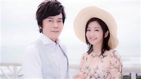 洪榮宏與老婆張瀞云合唱新歌致敬鄧麗君。（圖／華特音樂提供）