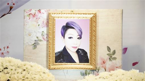 紅人榜女星猝逝今出殯　高群悲憶最後一面