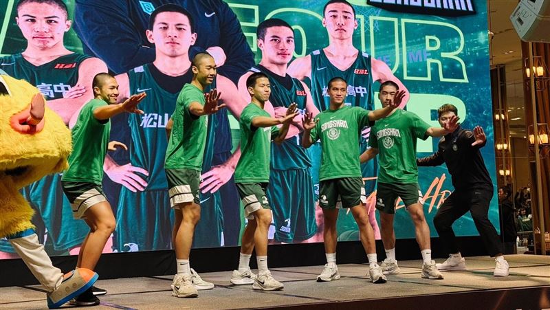 劉廷寬補好2顆門牙 盼率松山完成2連霸!