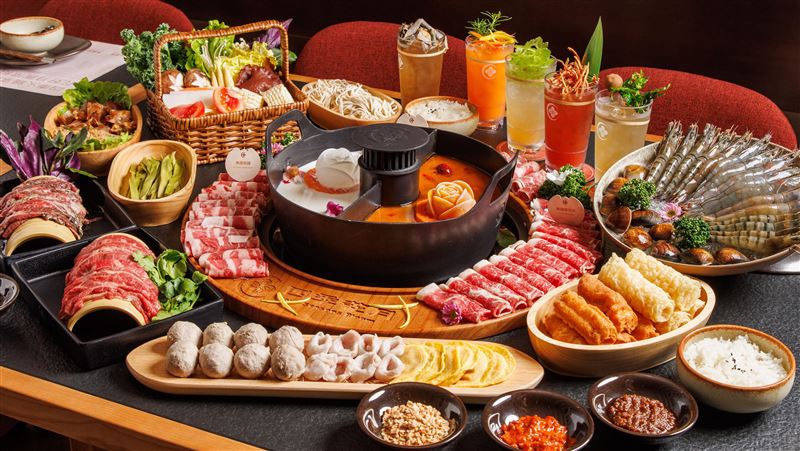 鍋控看招！四季花月約吃：浮誇山野肉花圈