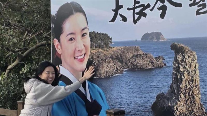 李英愛回《大長今》拍攝地 網驚完全沒變