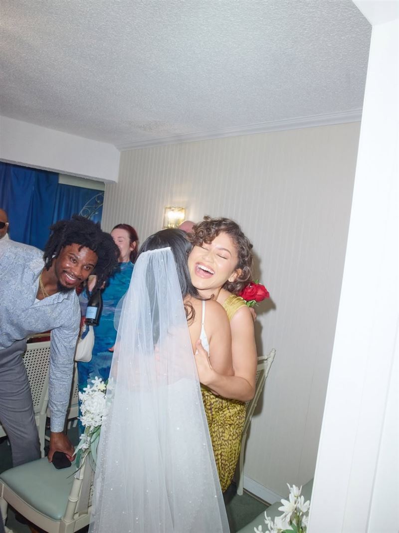 千黛亞在婚禮活動上玩得非常盡興。（圖／翻攝自A24社群）