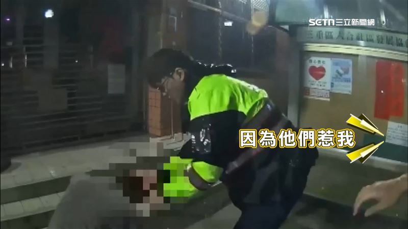 男子遭到警方壓制