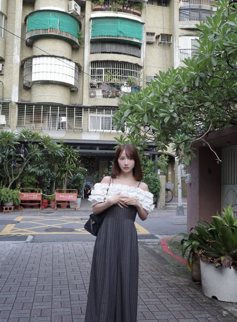 三上悠亞街拍。（圖／翻攝自IG）