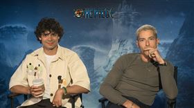 飾演魯夫的伊納基·戈多伊 (Iñaki Godoy)、香吉士的塔茲·史卡勒 (Taz Skylar)接受台灣媒體連線訪問。（圖／Netflix提供） 