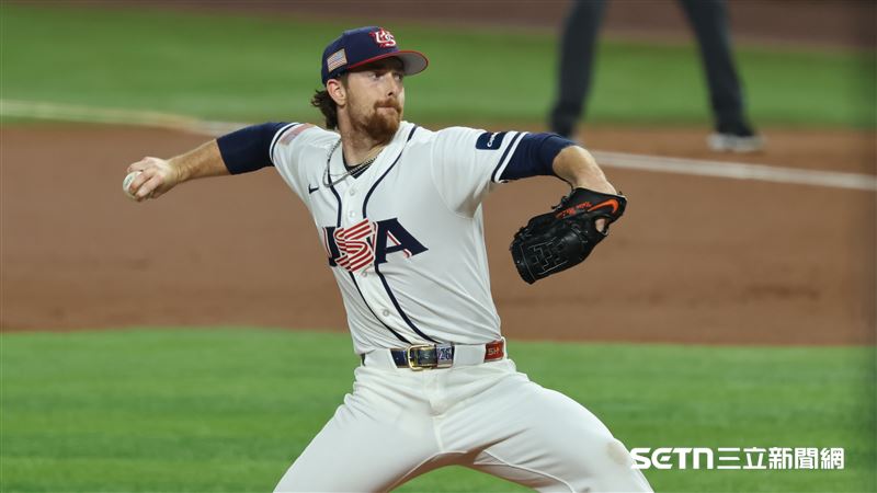 WBC冠軍戰，美國隊先發投手麥克萊恩（Nolan McLean）。（圖／特派記者劉彥池攝影）