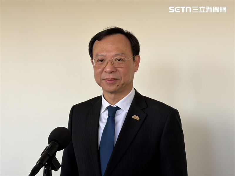 衛福部長石崇良在立院回應長照議題。（圖／記者簡浩正攝影）