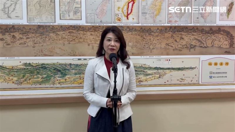 翁曉玲沒收表決！綠委：法學素養不如小孩