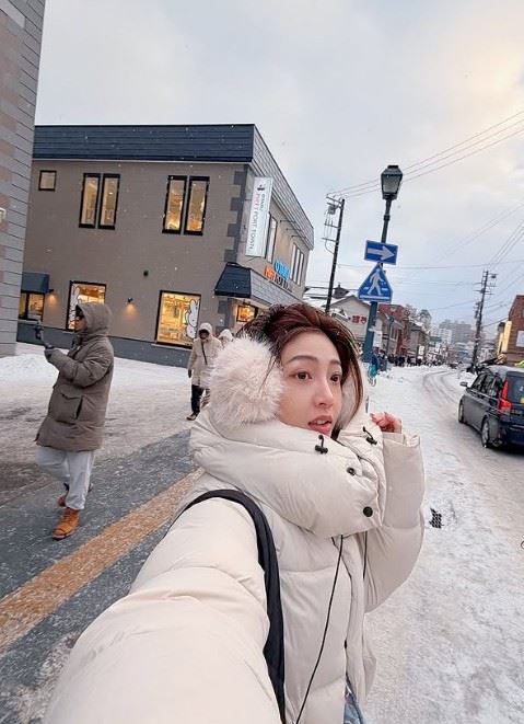 黃薇渟滑雪臉蛋受傷。（圖／翻攝自IG）