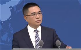 國台辦發言人陳斌華今（18）日主持例行記者會。（圖／翻攝畫面）