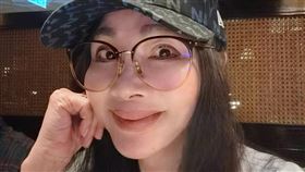 陳美鳳和老友一起用餐。（圖／翻攝自臉書）