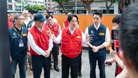 總統府19日將召開「全社會防衛韌性委員會」，說明2026城鎮韌性演習規劃，圖為總統賴清德視導2025城鎮韌性演習情況。（圖／總統府提供） 