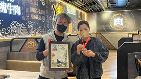 王品集團旗下3大燒肉品牌「原燒日式燒肉」「肉次方燒肉放題」與「金咕韓式原塊烤肉」推出限時活動，即日起至4月30日，民眾只要攜帶獎狀、獎盃、獎牌、證書或證照等任一證明文件到店，消費指定套餐即可享88折優惠（圖／王品集團提供） 