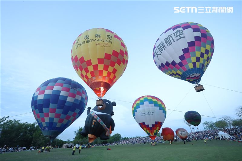 「西拉雅森活節」熱氣球升空！波力見面會、台語金曲打造三代同樂大派對。（圖／翻攝畫面）