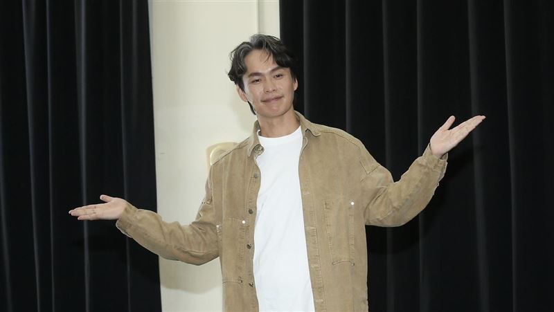 黃鐙輝自爆「差點打萁媽」衝突導火線曝光