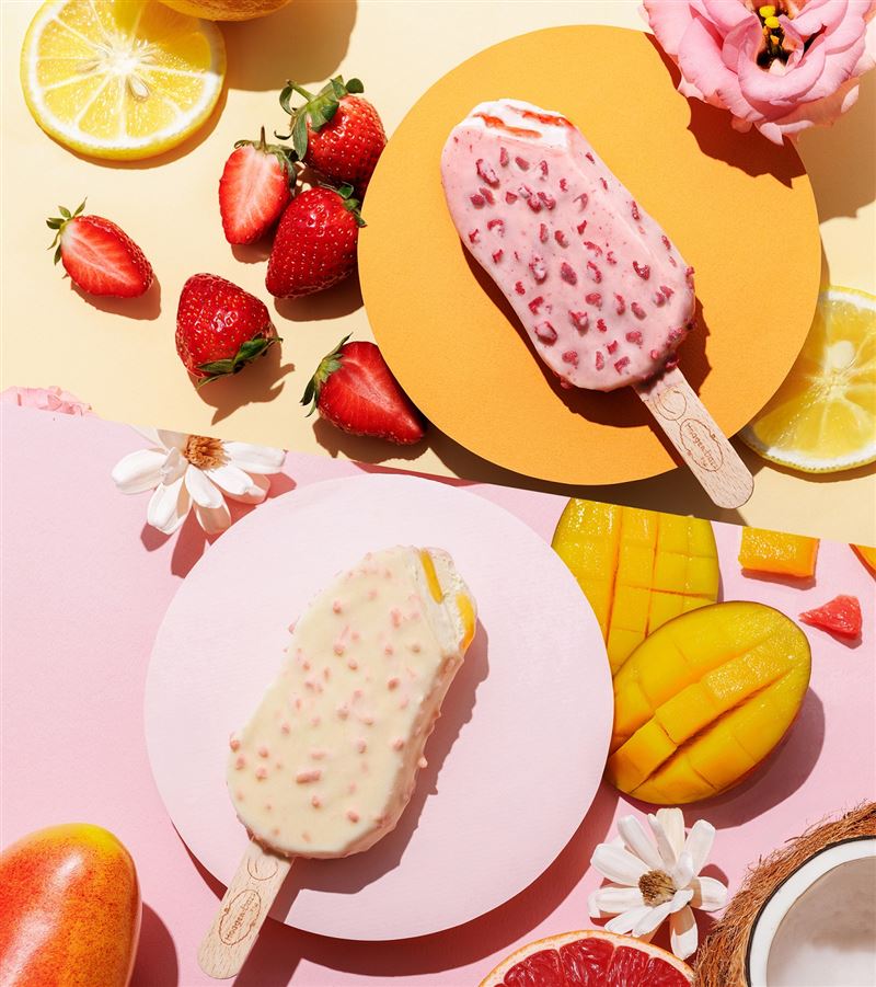 哈根達斯推出「春日果香」系列雪糕新品，包含芒椰葡萄柚、草莓柚子2款全新脆皮雪糕。（圖／品牌業者提供）