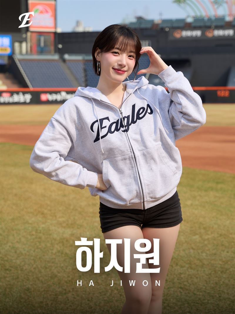 河智媛依舊是韓華鷹主打女神。（圖／翻攝自IG @hanwhaeagles_soori）