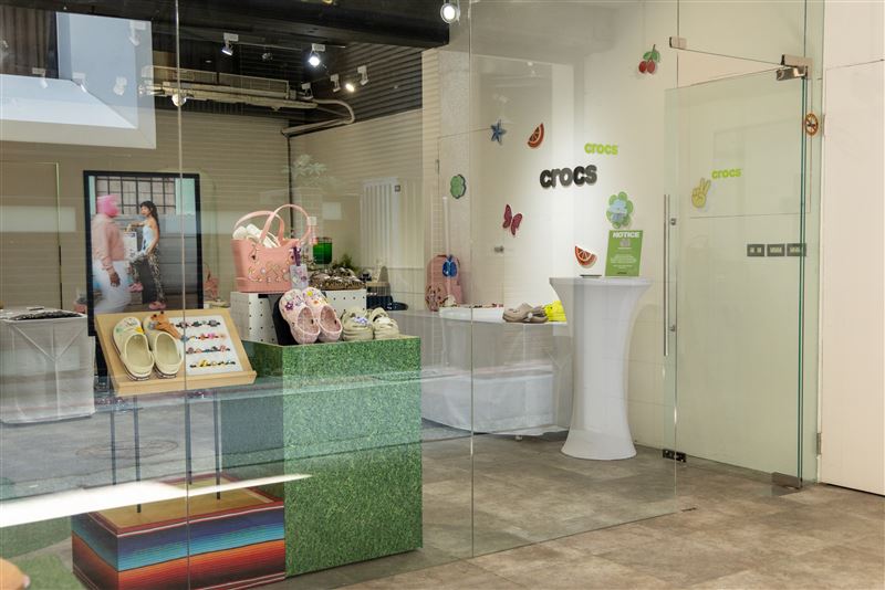 直擊CROCS&trade;限定工作坊：打造獨一無二的專屬鞋款。（圖／品牌業者提供）