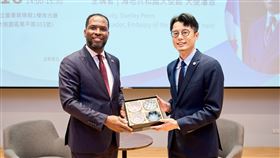 桃園,海地,大使,講座（圖／桃園市政府提供）