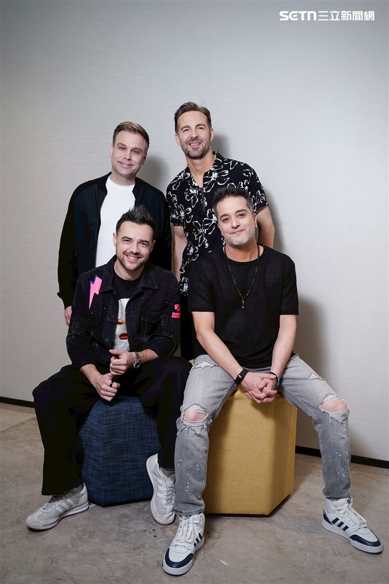 a1樂團時隔26年再來台灣，在近日接受《三立新聞網》專訪。（圖／記者趙于瑩攝影）