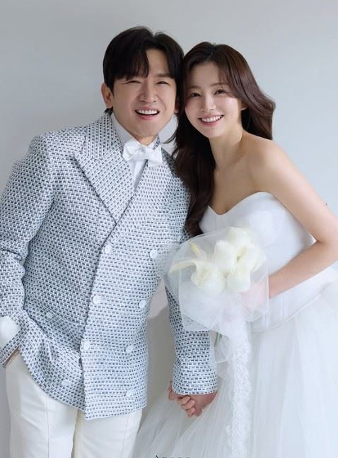 李玟雨補辦婚宴。（圖／翻攝自IG）