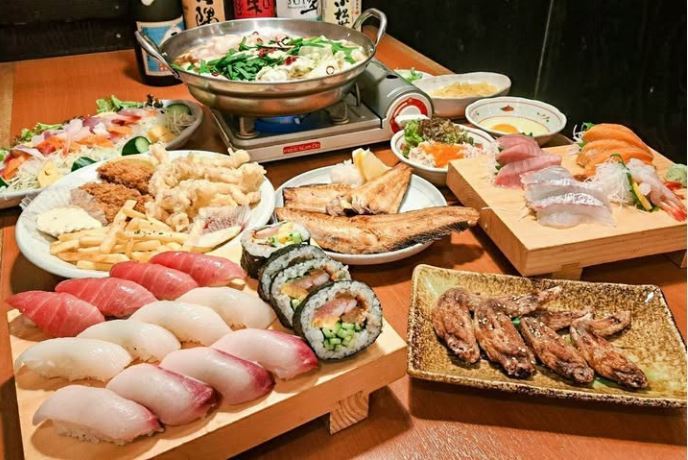 「屋台壽司（や台壽司）」在日本店的品項相當豐富。（圖／翻攝自IG @yataizushi_official）