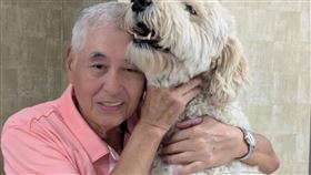 柯一正前年暴怒砸車遭提起公訴。（圖／翻攝自臉書）